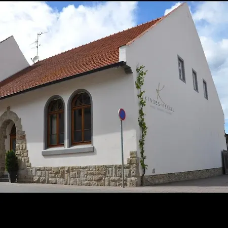 Winzerhotel Kinges-kessel 3*