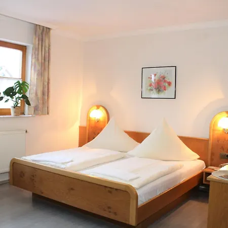Winzerhotel Kinges-kessel Hotel