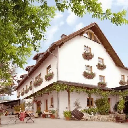 Winzerhotel Kinges-kessel Morstadt